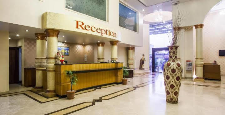 Hotel Grand International Rāipur Екстериор снимка